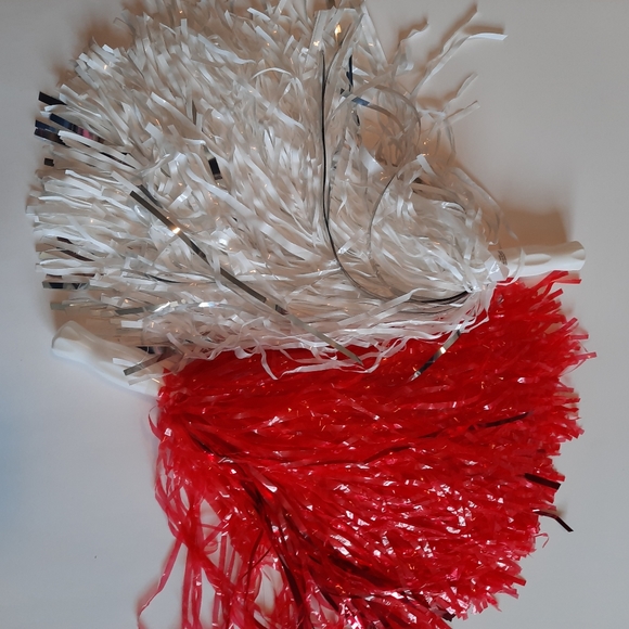 Costume Pom Poms - Picture 2 of 2